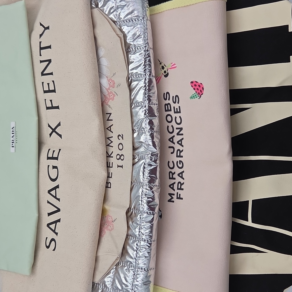 Tote Bags Collection